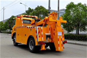 中站高速路拖车费